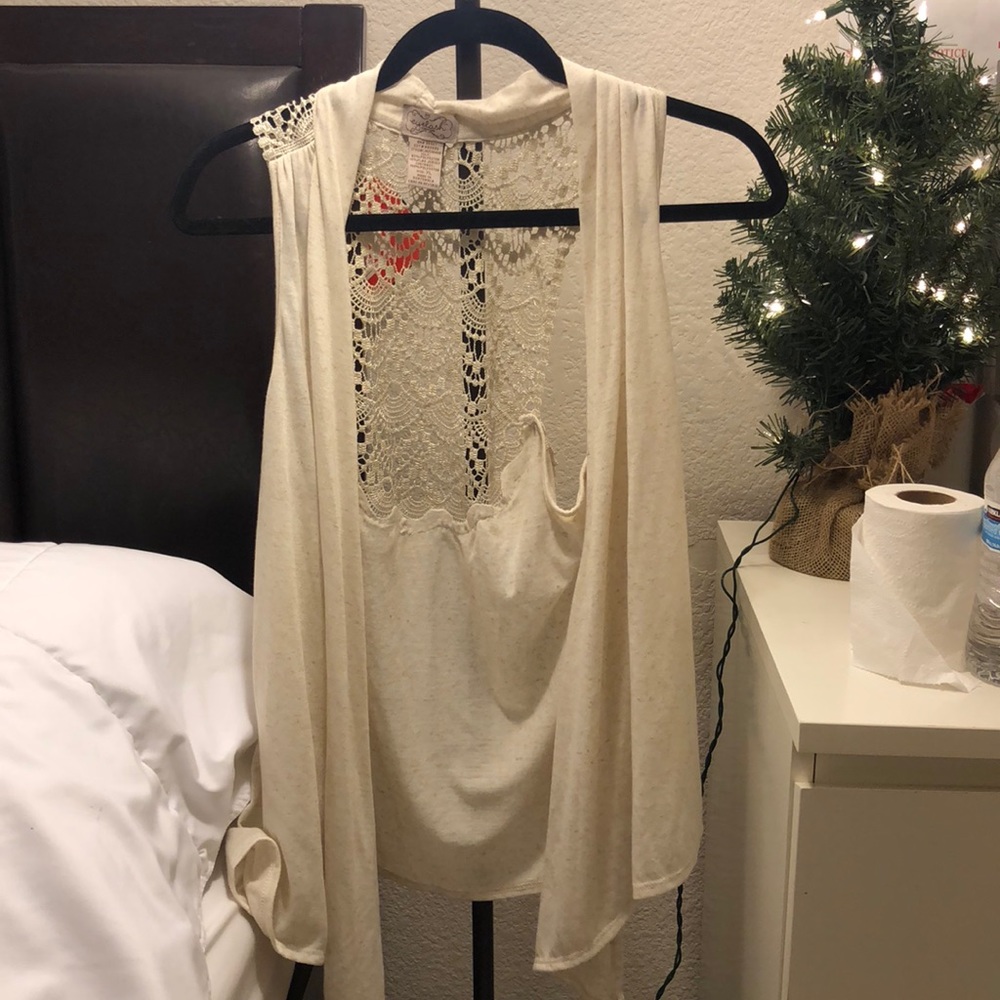 Sleeveless Cardigan